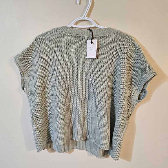 Sincerely Jules Cropped Knit Sweater Top  - Size XL - Picture 2 of 6
